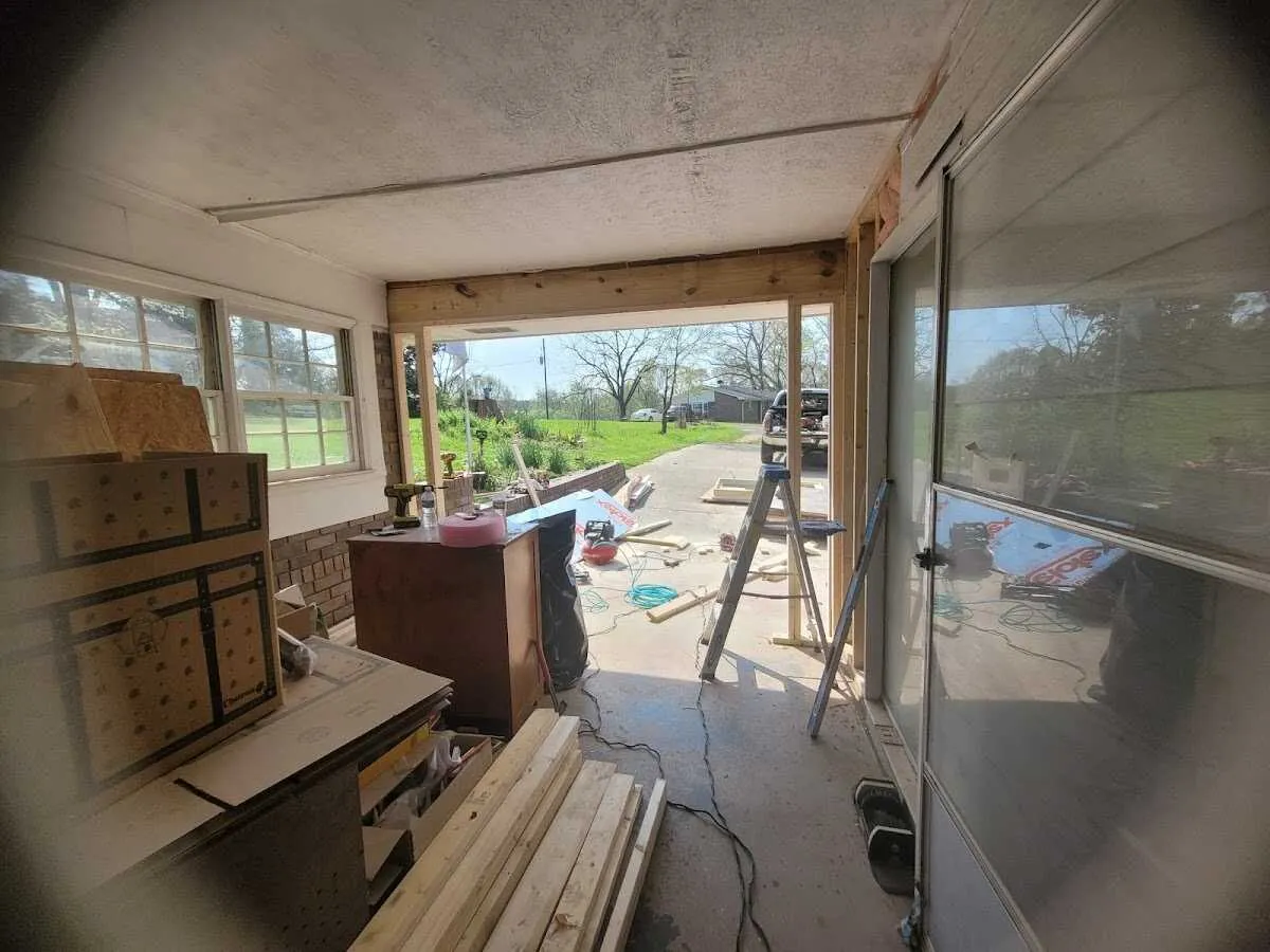 Air movers and dehumidifier for Drying & Dehumidification in Hickory